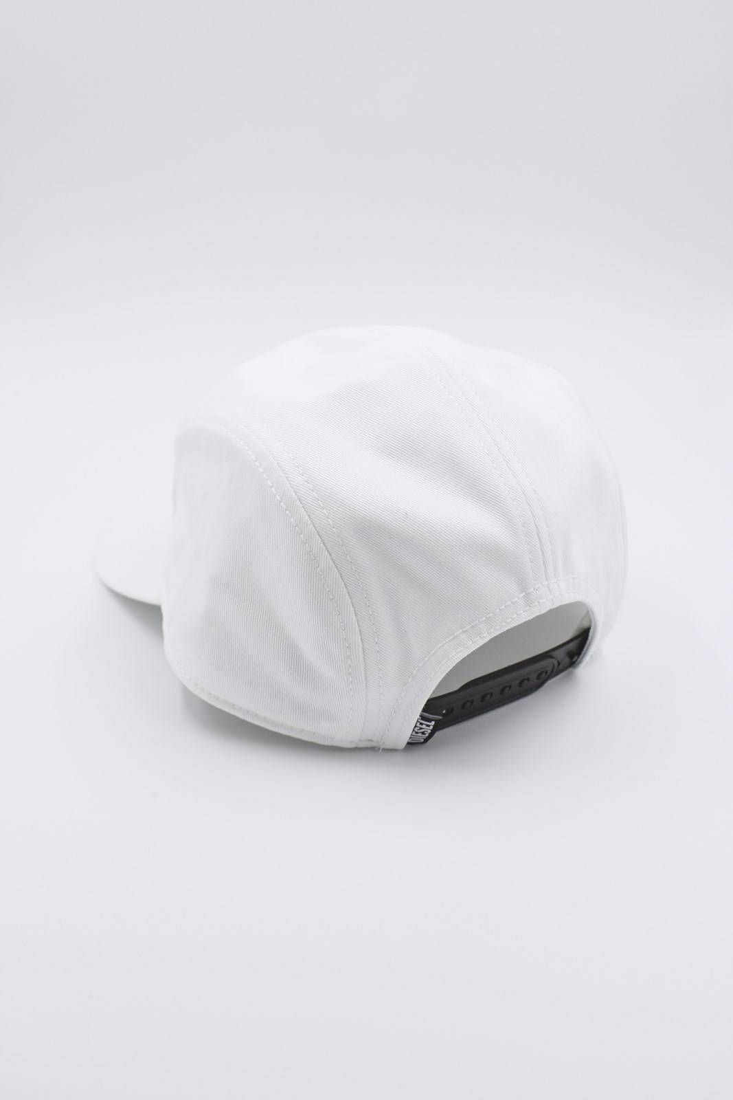 CAPPELLO DIESEL J00442 BIANCO-1